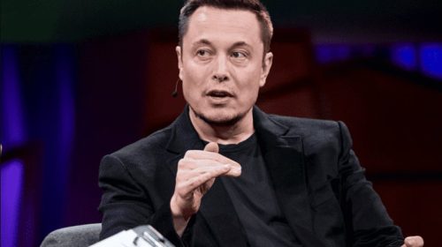 Elon_Musk_Tesla-min-1